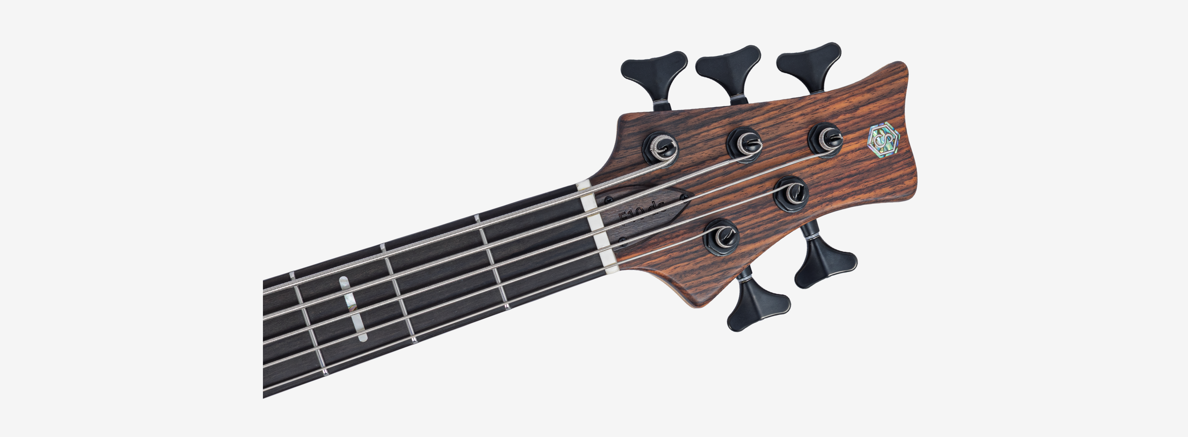 Sire Marcus Miller F10dc 5-String